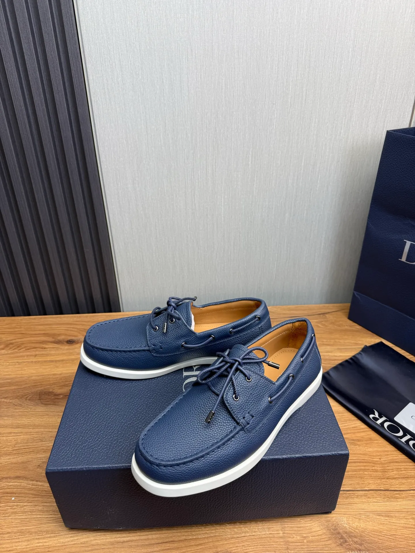 Men's shoes 💰560💰 [Dior] Men's official website na hot sale 🔥Imported cowhide + cowhide lining. Original rubber wear-resistant outsole. High quality shipment ⬆️Code number 38-44, (45 customized)